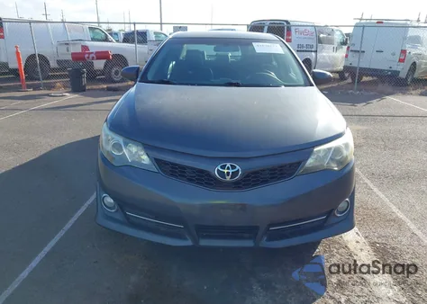 2012 Toyota Camry Se V6 z USA, uszkodzony, nr VIN 4T1BK1FK0CU521097